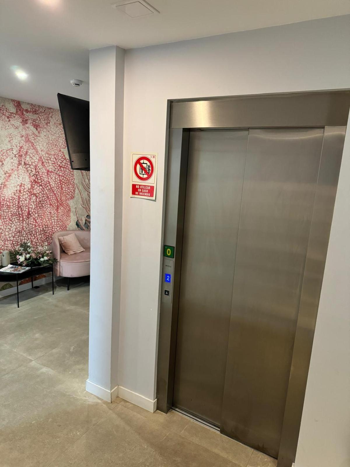 Estrella De Mar - Boutique Aparthotel Benidorm Eksteriør billede